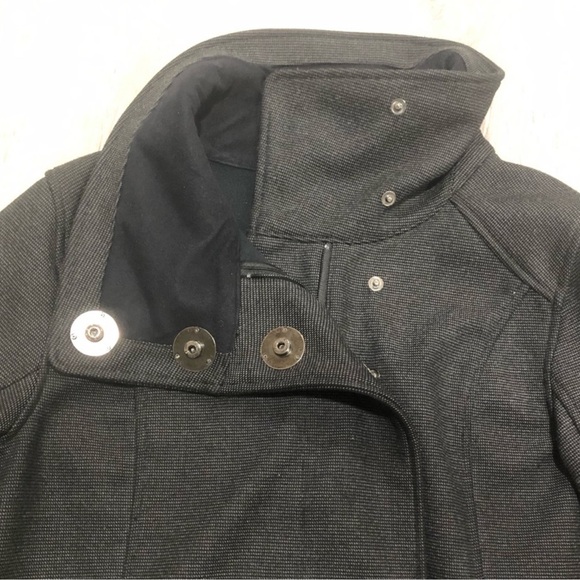 Lululemon Audrey Jacket - Picture 8 of 9